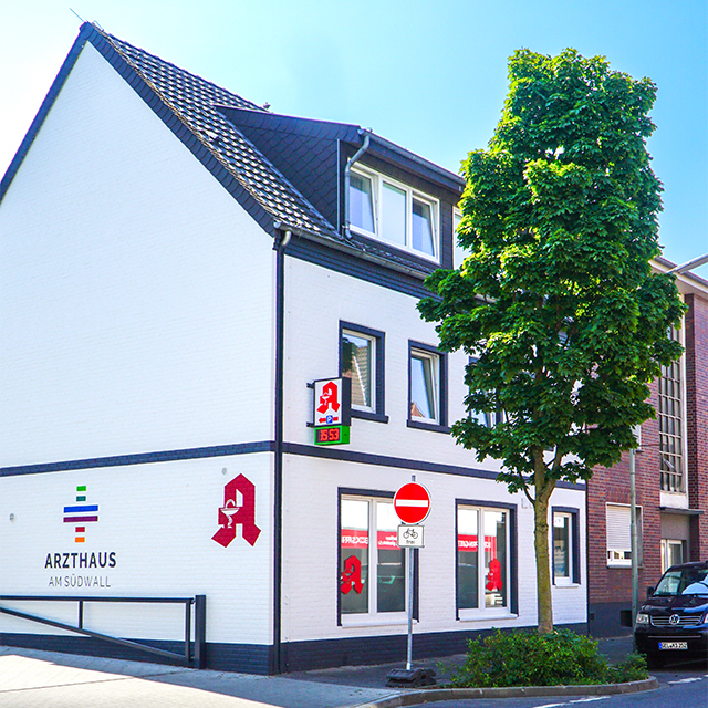 Fassade streichen Klinker Geldern Apotheke